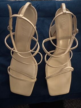 Aeyde Ivory Multi-Strap Square-Toe Sandals